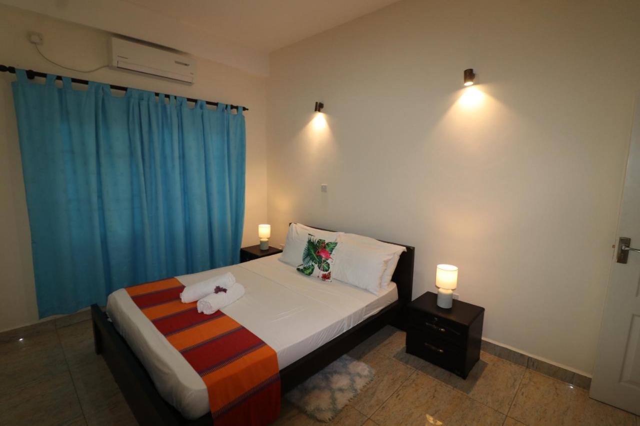 Le Ronce Villa อองซ์รอแยล ภายนอก รูปภาพ
