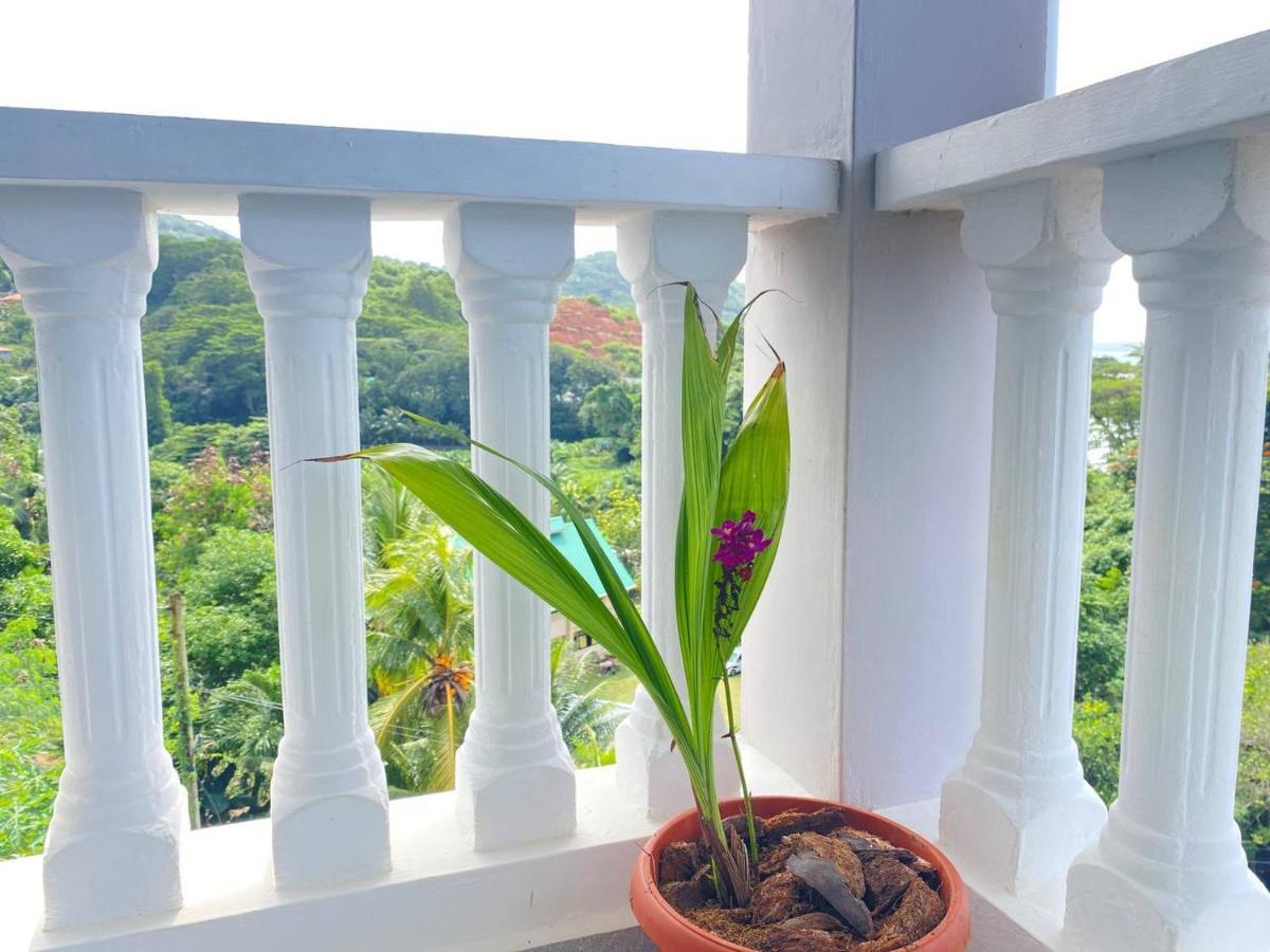 Le Ronce Villa อองซ์รอแยล ภายนอก รูปภาพ