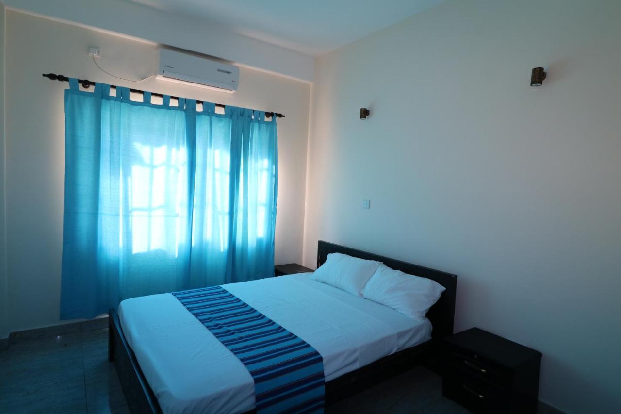Le Ronce Villa อองซ์รอแยล ภายนอก รูปภาพ